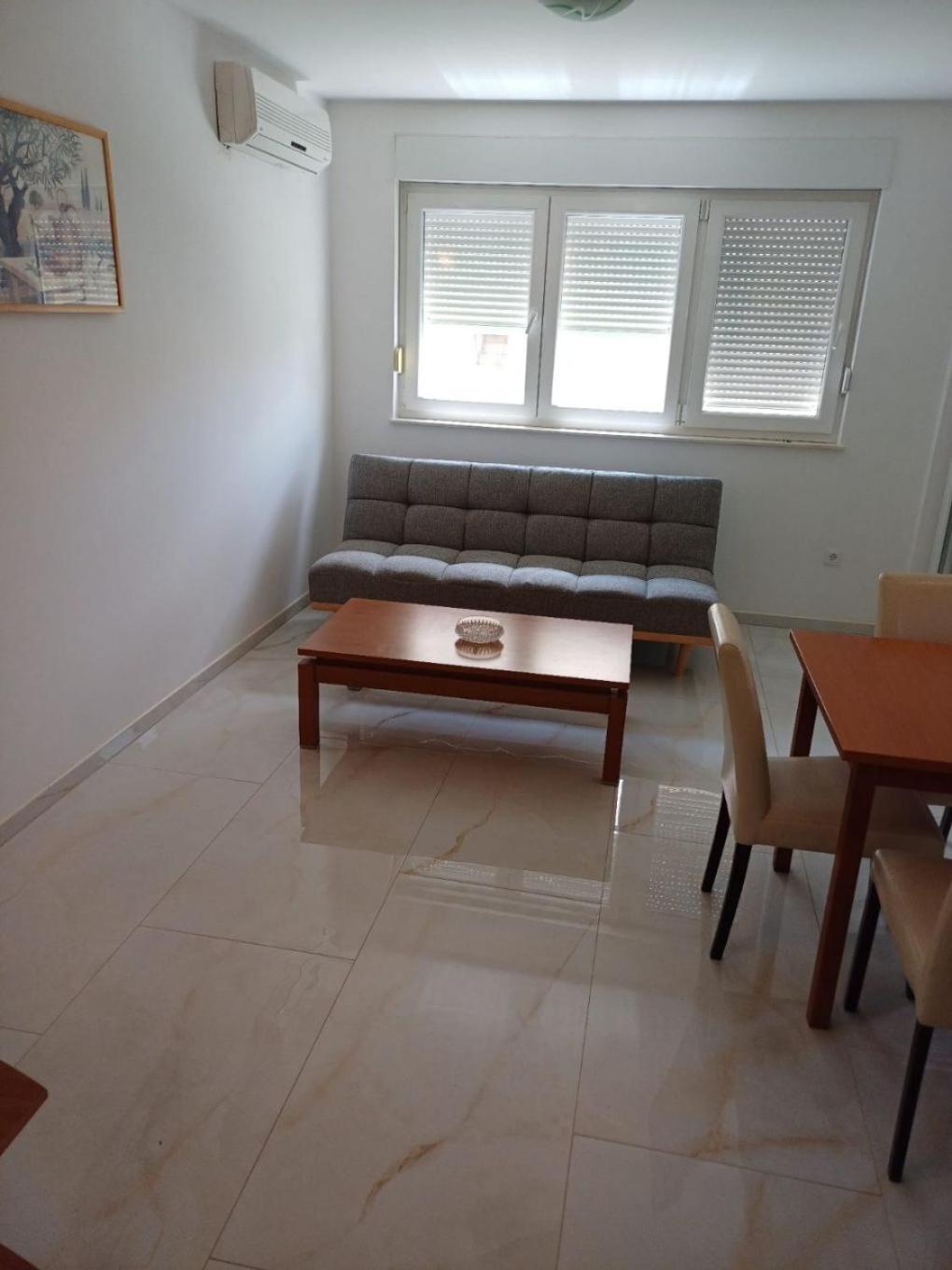Apartment Zdrave - Free Parking Makarska Eksteriør billede