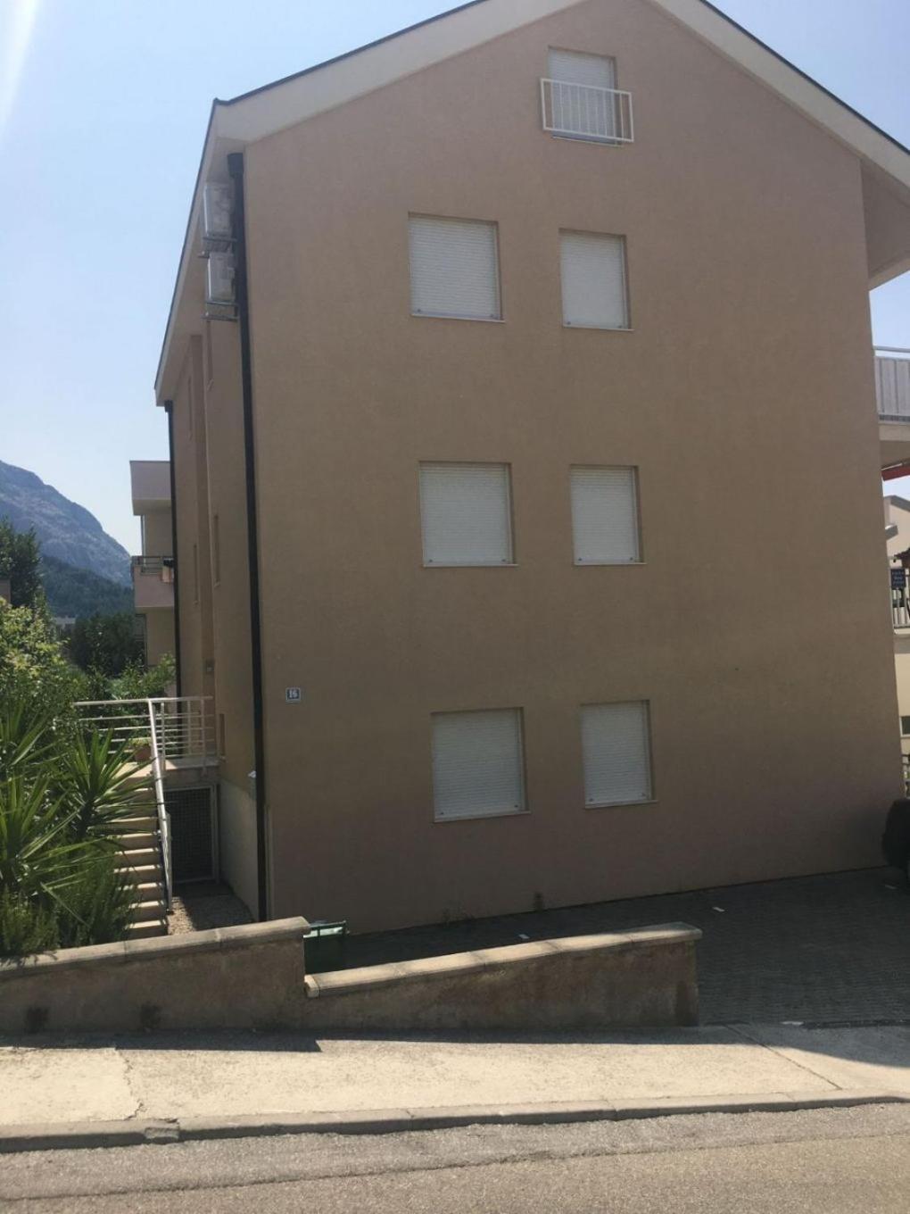 Apartment Zdrave - Free Parking Makarska Eksteriør billede