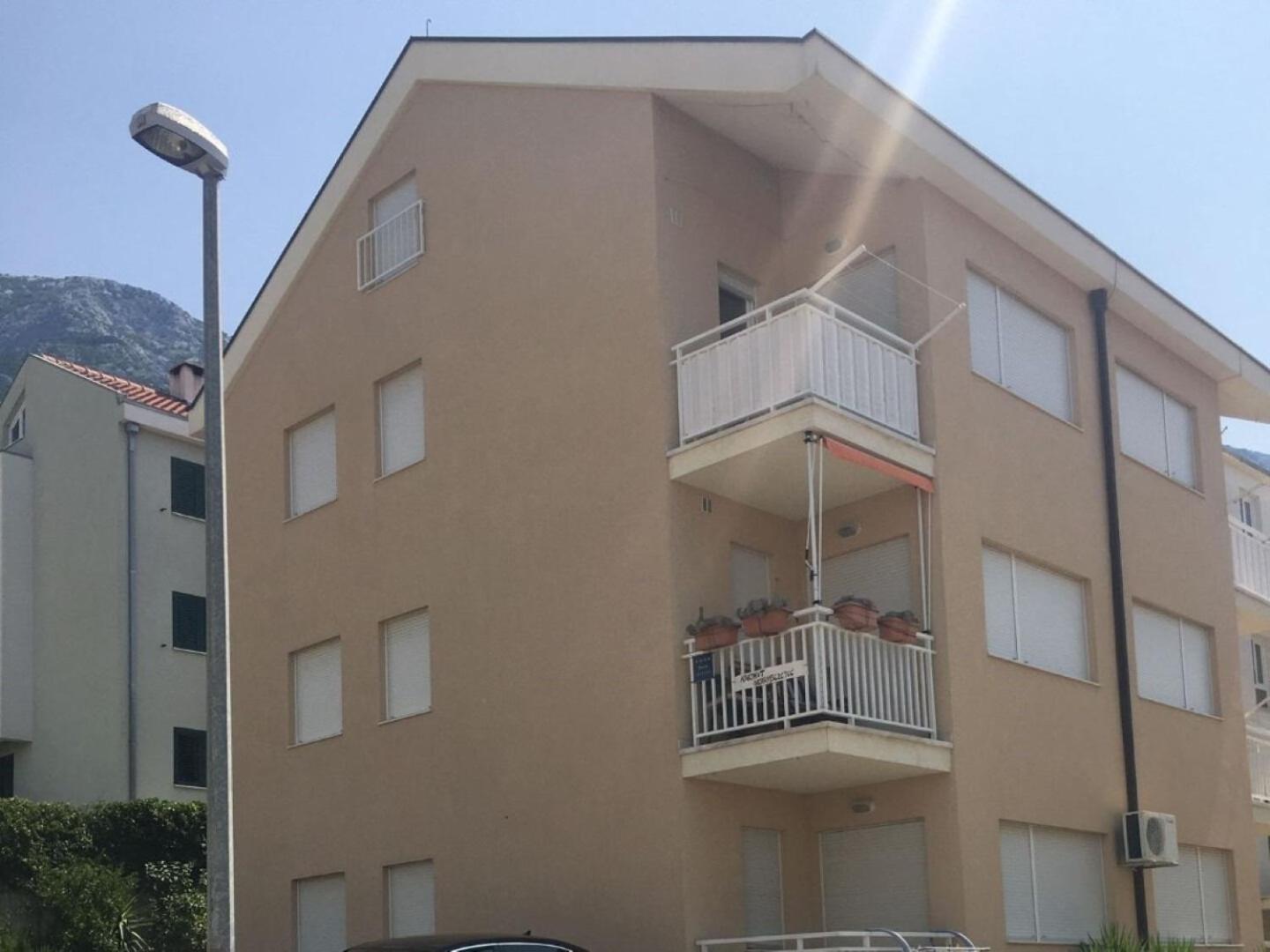 Apartment Zdrave - Free Parking Makarska Eksteriør billede